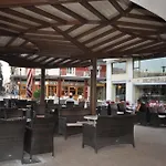 Morfeas Hotel