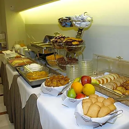Hotel Morfeas 2*