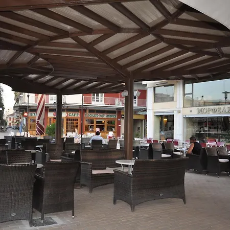Morfeas Hotel
